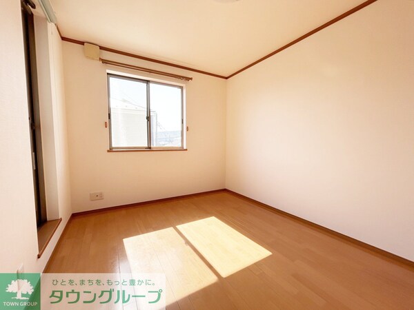 リビング・居室(洋室約5.1帖)