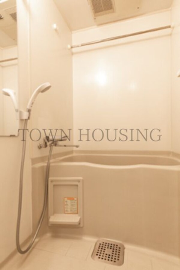 バス／シャワールーム等(※写真は同タイプ住戸です。)