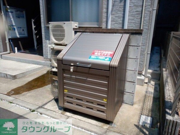 共有部分(ゴミ置場)