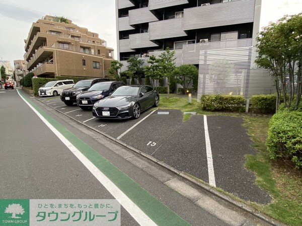 駐車場(駐車場)