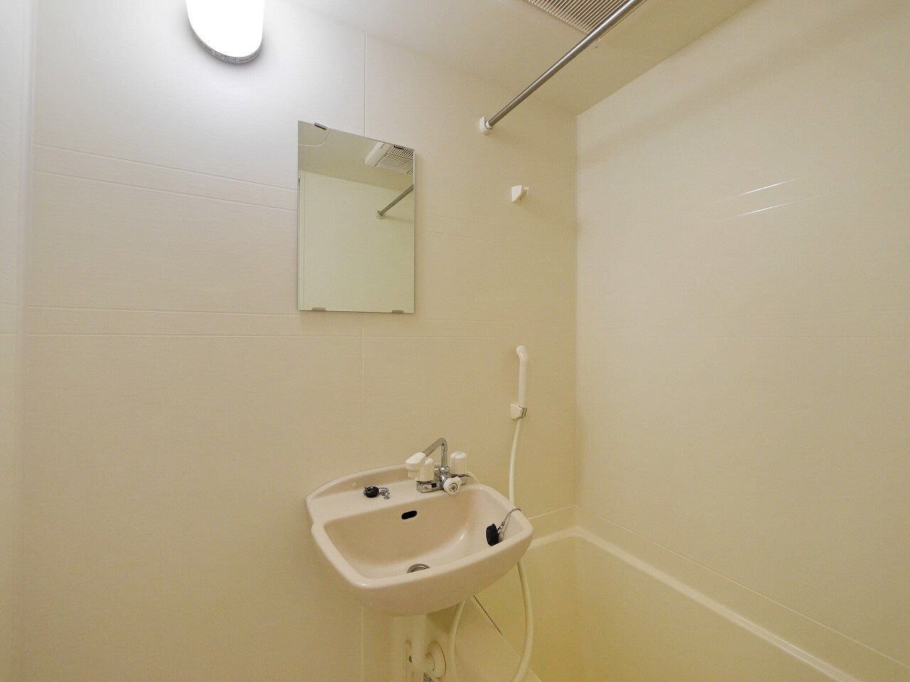物件内観写真12　(洗面)