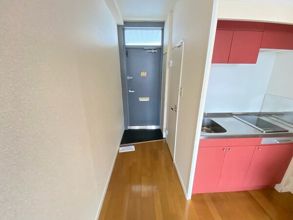 玄関(設備の仕様が現物と異なる場合がございます。)