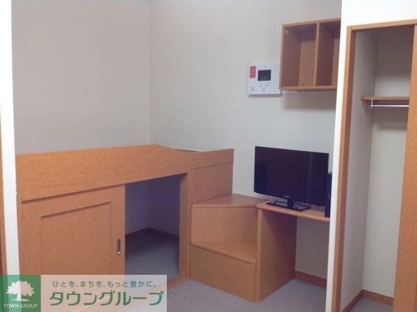その他室内・内装(1Fはフローリング、2F以上は絨毯になります。)
