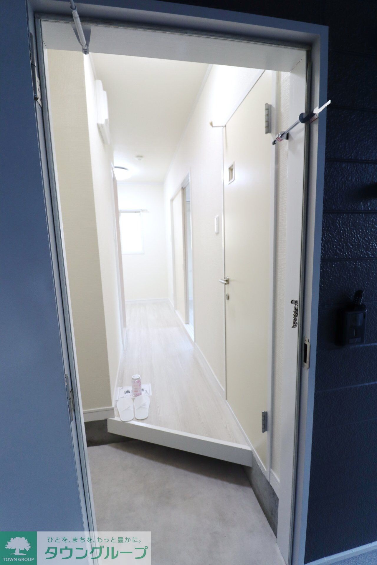 物件内観写真2　(収納)