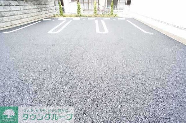 駐車場(駐車場)