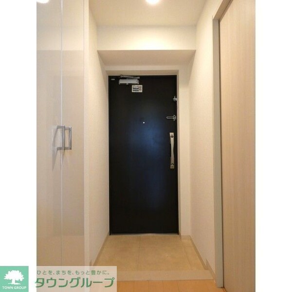 玄関(参考写真)