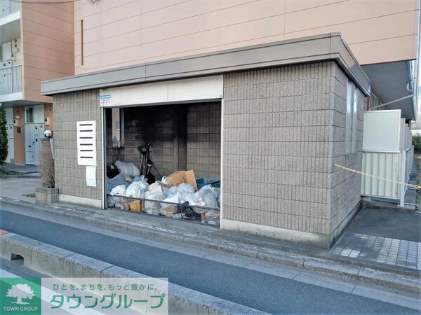 共有部分(ゴミ置き場)