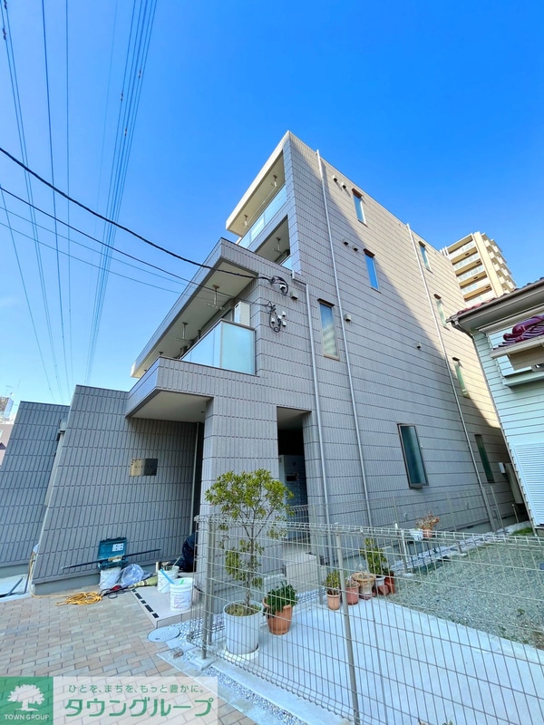 玄関(★お問い合わせはタウンハウジング町田店まで★)