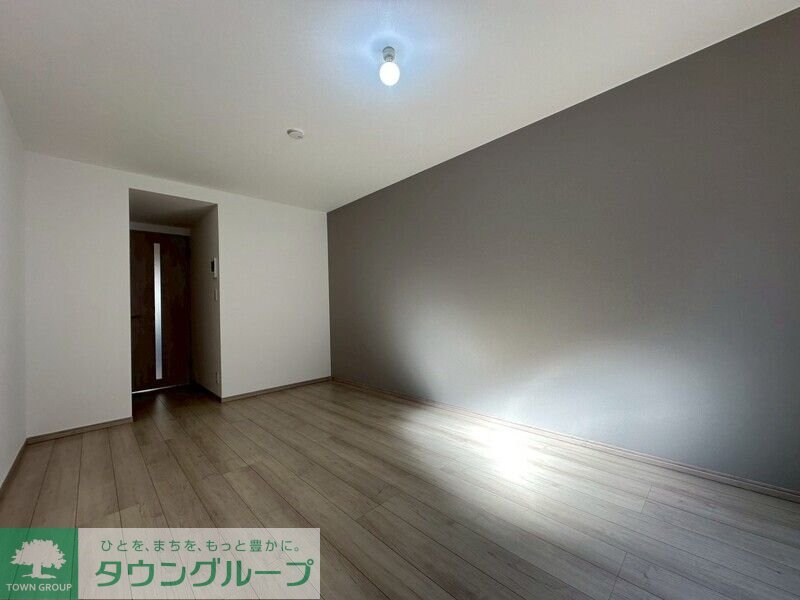 物件内観写真5　(リビング/居室)