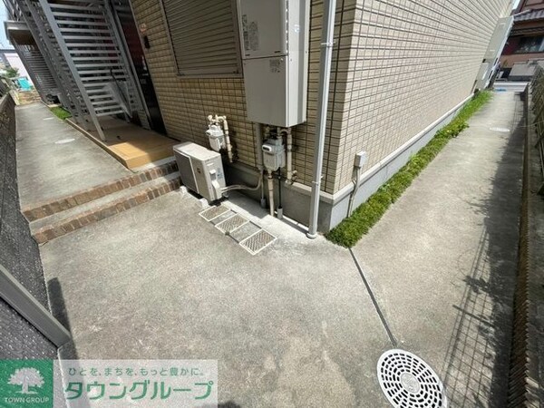 エントランス(庭)