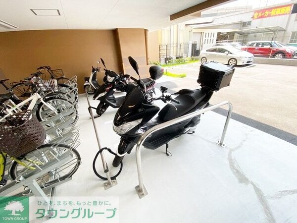 駐車場(駐車場)