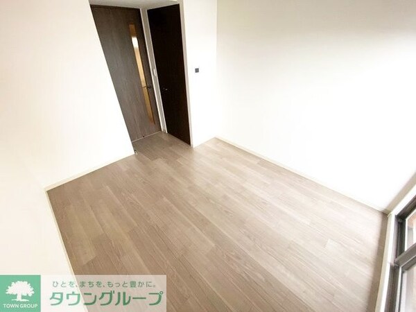 寝室(玄関)