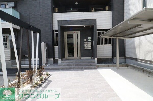 エントランス(エントランス)