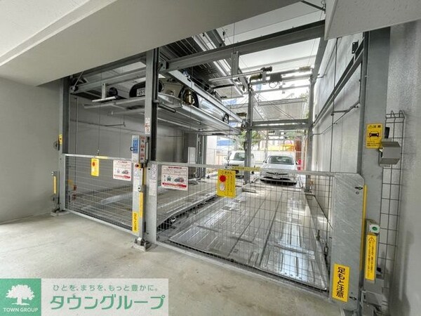 駐車場(駐車場)