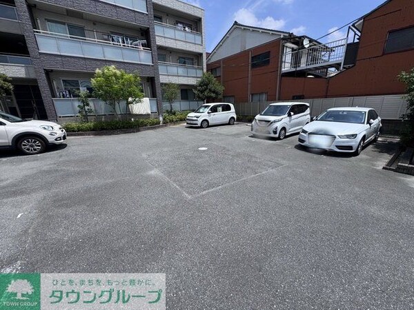 駐車場(駐車場)