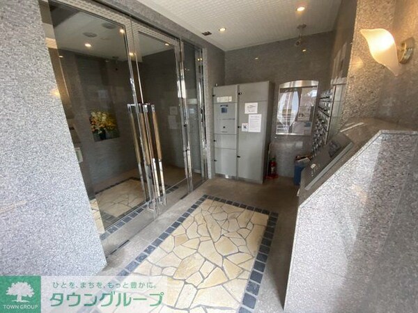 エントランス(エントランス)