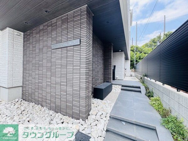 エントランス(庭)