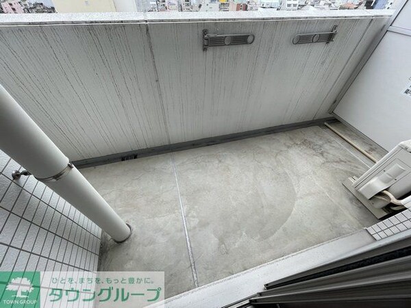 バルコニー(★広いバルコニーで洗濯物も一気に干せます★)