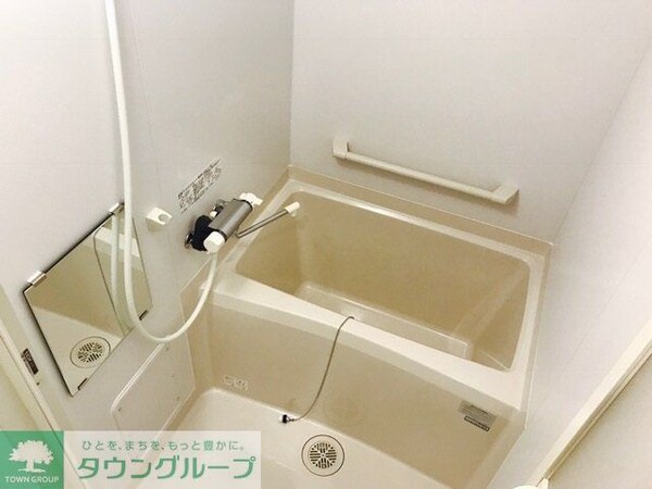 バス／シャワールーム等(浴室は乾燥機付。雨の日、室内干しも気になりません！)