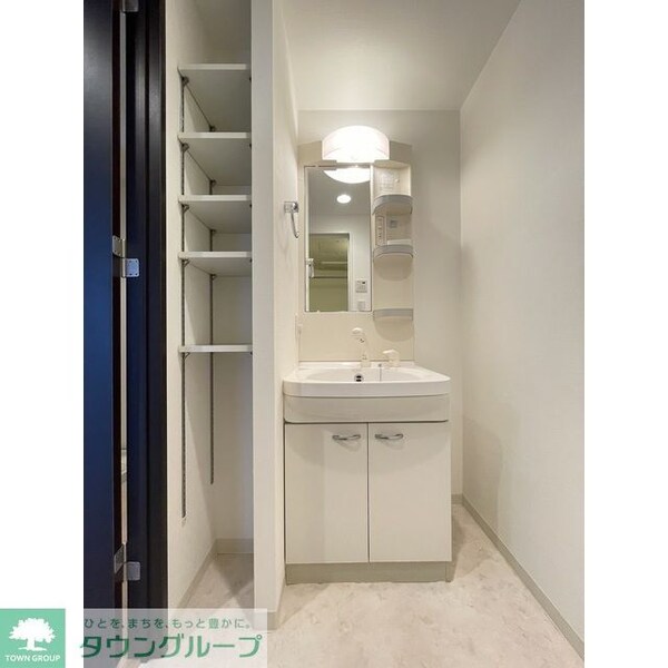 洗面(収納有り。)