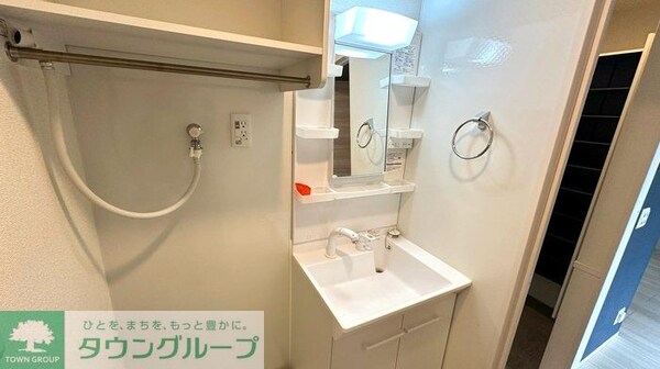 洗面(バス／シャワールーム等)