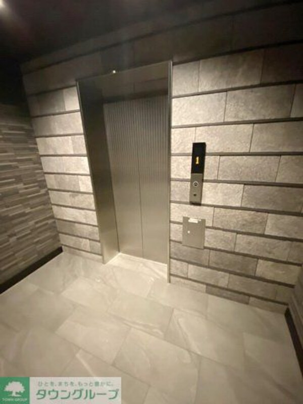 エントランス(エントランス)