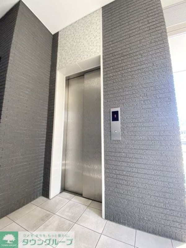 エントランス(エントランス)