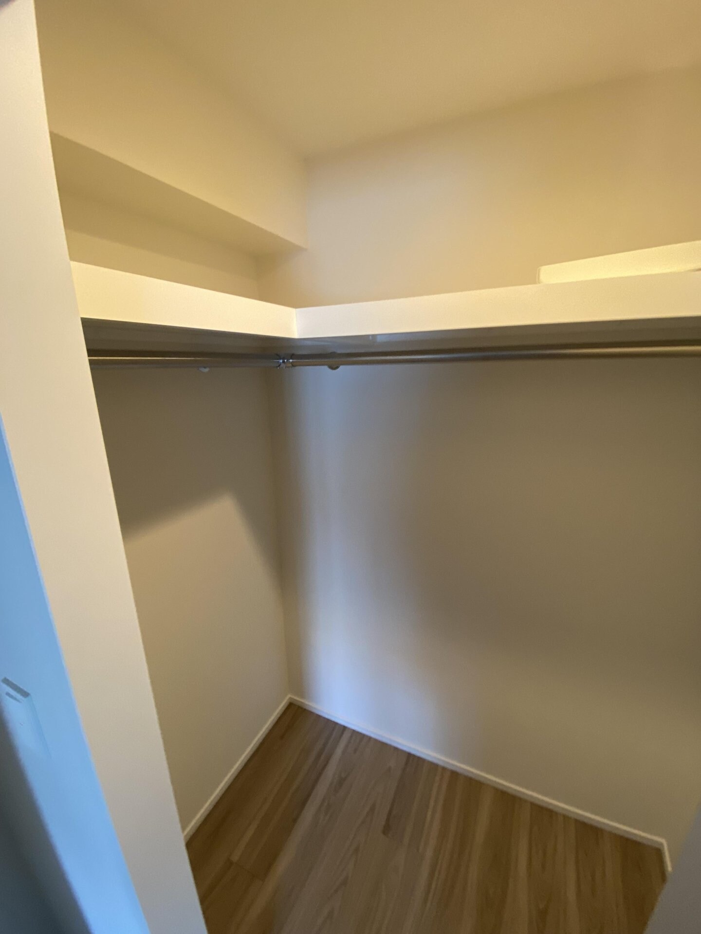 物件内観写真22　(収納)