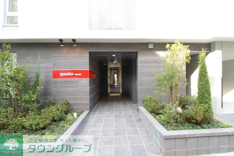 物件内観写真21　(エントランス)