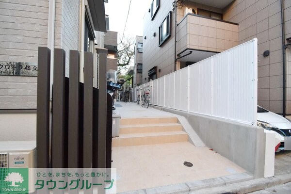 エントランス(外観・共有部分)