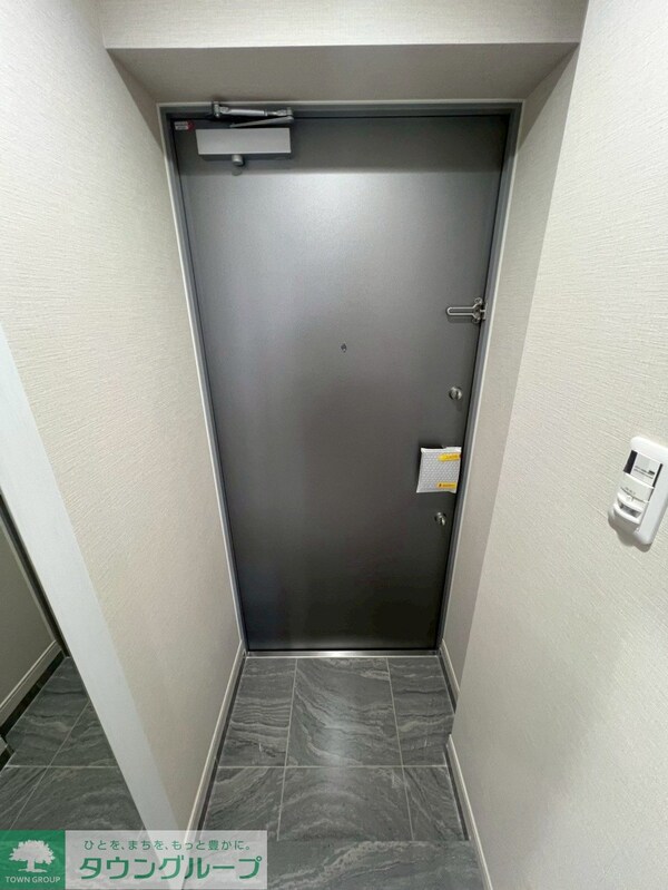 玄関(お部屋探しはタウンハウジングへ♪)