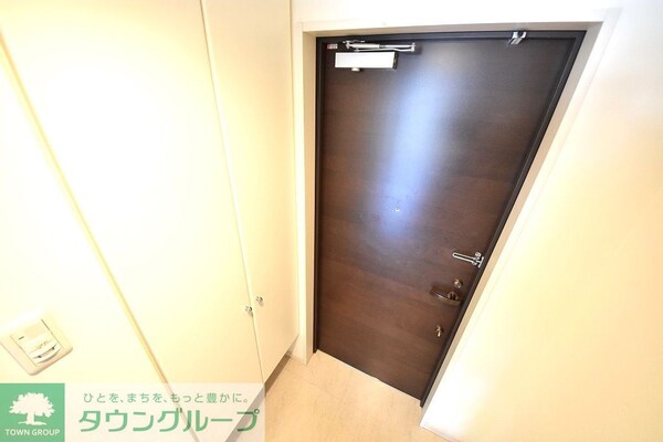 玄関(お部屋探しは株式会社　タウンハウジング　までお気軽にお問合…)
