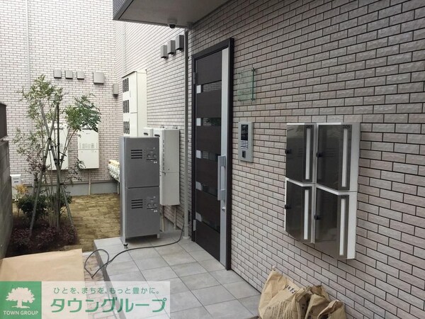 エントランス(お部屋探しはタウンハウジングへ♪)