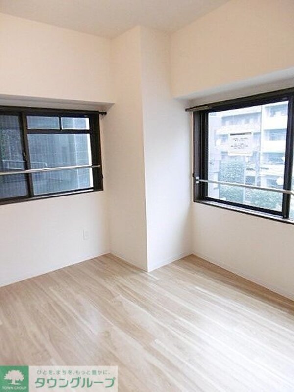 リビング・居室(※他号室参考写真)