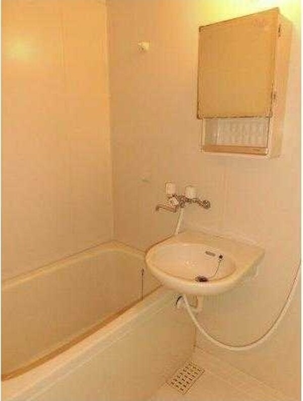 バス／シャワールーム等