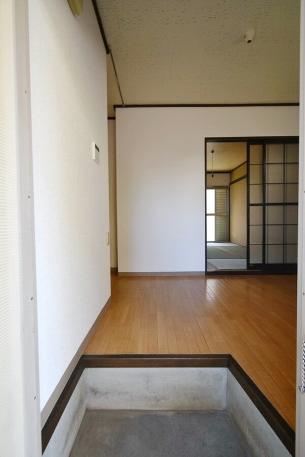 玄関(玄関)