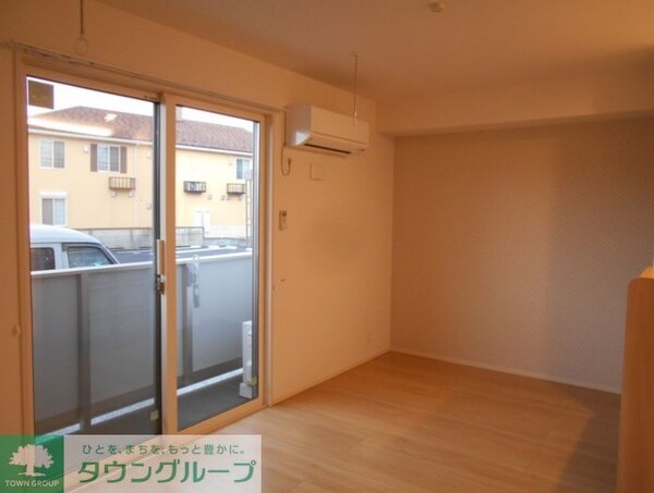 リビング・居室(別部屋参考写真)