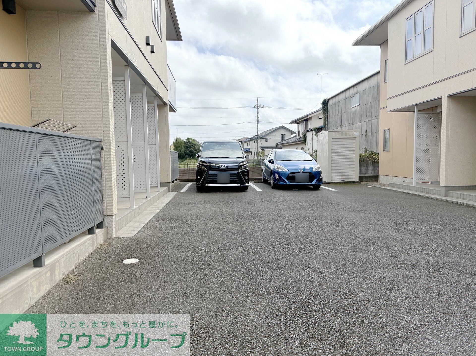 物件内観写真14　(駐車場)