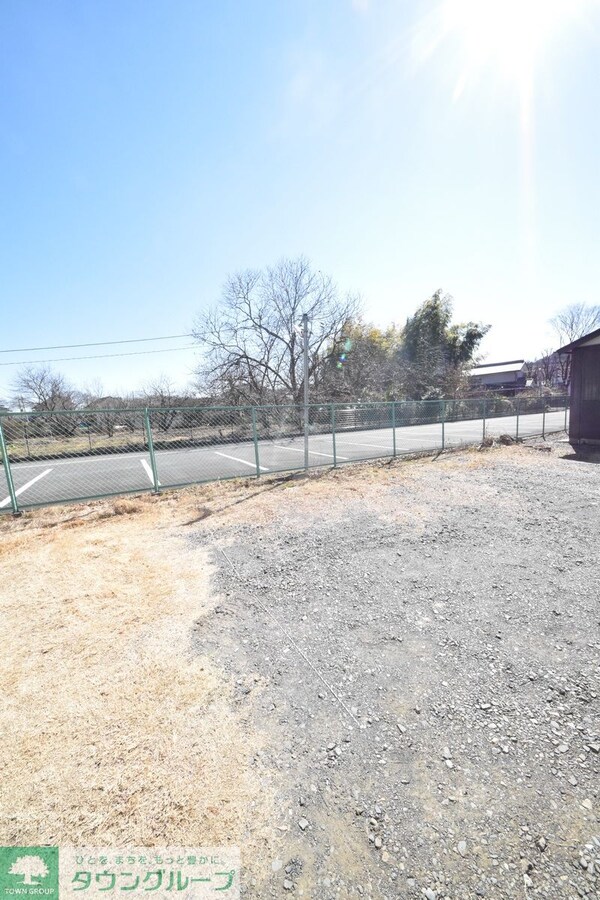 駐車場(庭)
