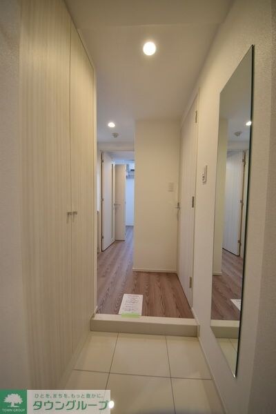 物件内観写真15　(玄関)