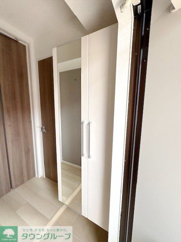 玄関(同施工会社・同タイプ)