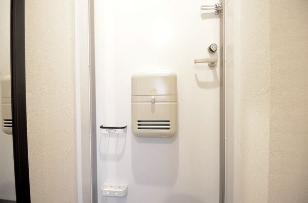 玄関(洗面)