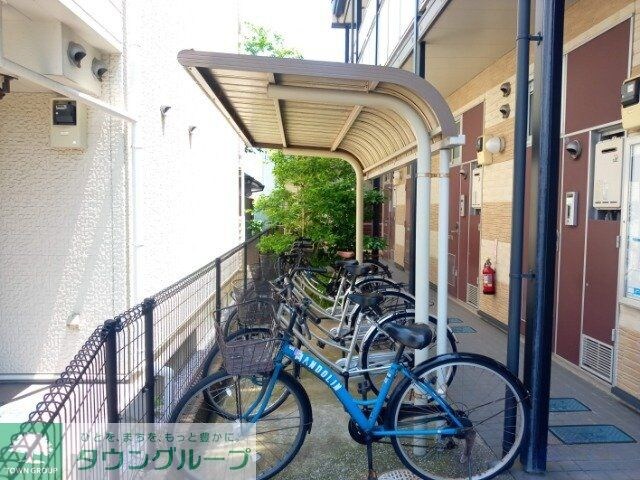 物件内観写真15　(駐輪場)