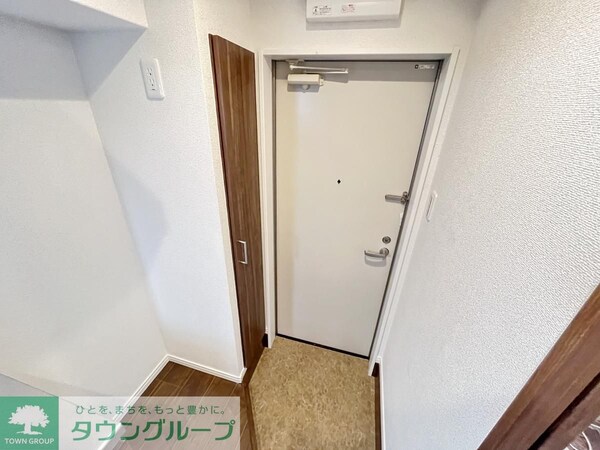 玄関(※同社施工参考写真※)
