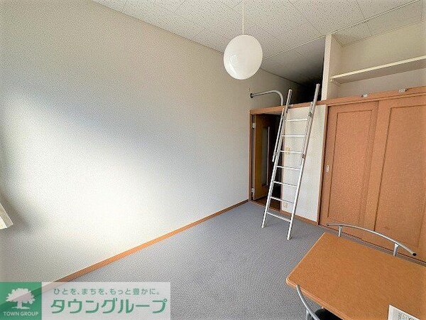 リビング・居室(2階タイプのお部屋です。)