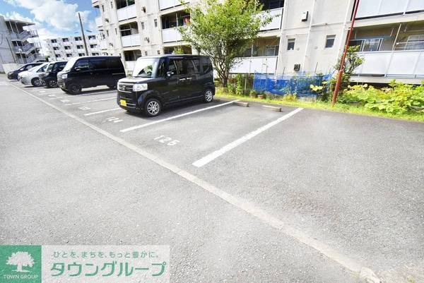 駐車場(駐車場)