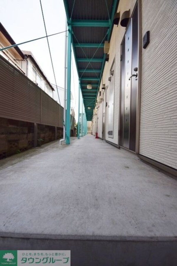 エントランス(★★入口入って1階通路★★)
