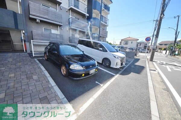 駐車場(★★駐車場★★)