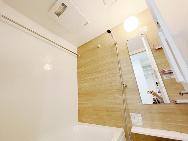 バス／シャワールーム等(別部屋参考写真)