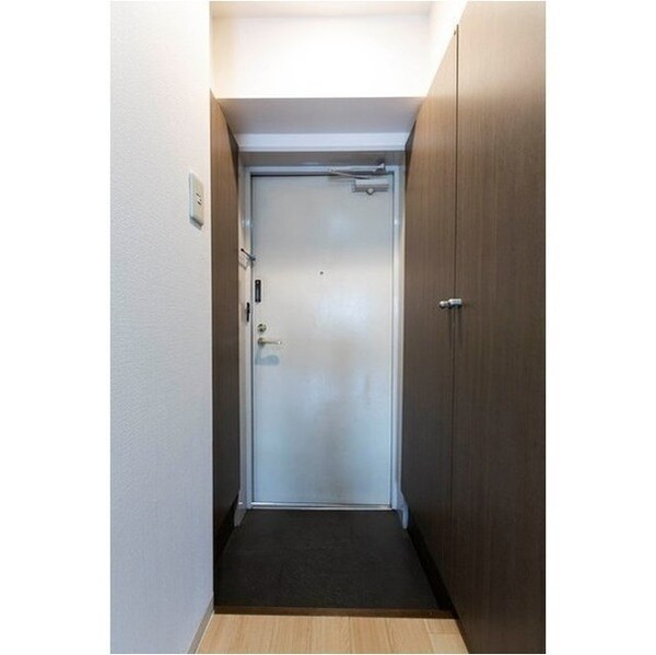 玄関(※同系統別部屋です。)